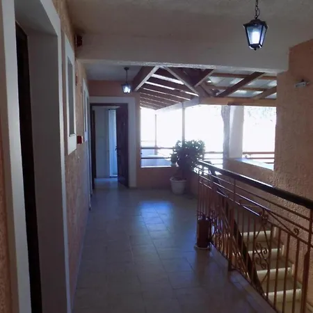 Afrodite 18 Spacious Lejlighed *